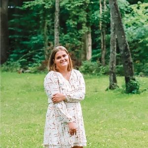 Meet your Posher, Mia